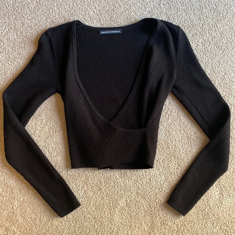 Brandy Melville black cropped sweater